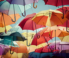 Halpoja ja alkuperäisiä sateenvarjoja
